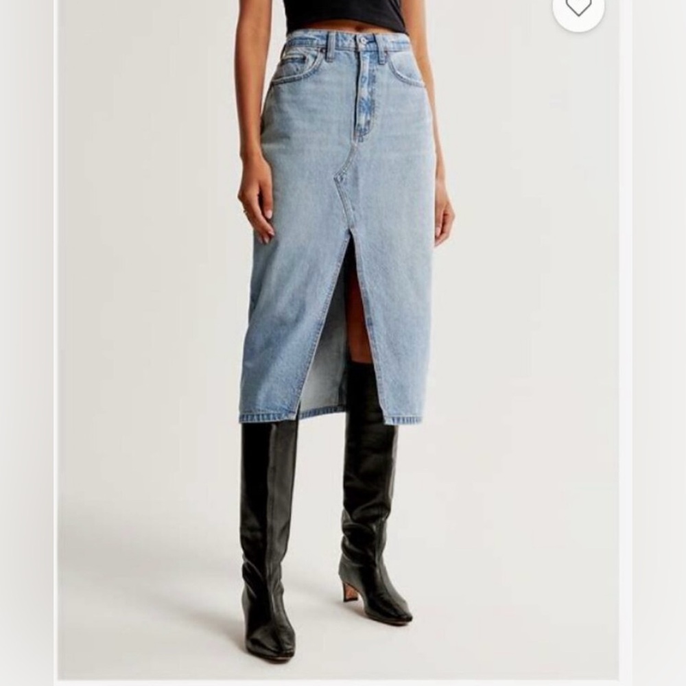 NWOT - Abercrombie midi Denim skirt - size 30 / US10